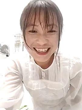 linda bae00 online show from October 14, 9:43 am