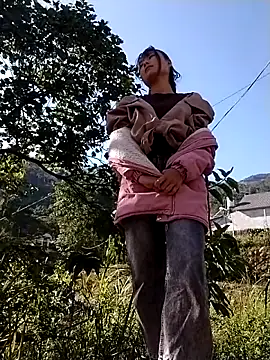 linda bae00 online show from November 29, 1:52 am