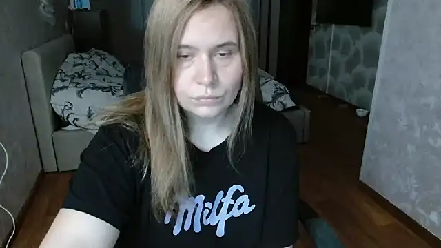 Snapshot of AdelinaLawson chatting on May 8, 7:46 am AdelinaLawson online show from May 8, 7:46 am