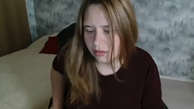 Snapshot of AdelinaLawson chatting on July 15, 9:36 am AdelinaLawson online show from July 15, 9:36 am