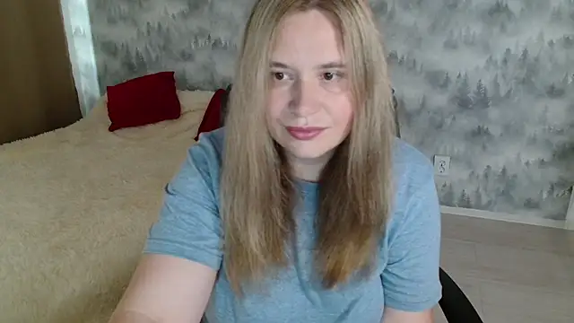 Snapshot of AdelinaLawson chatting on July 19, 10:41 am AdelinaLawson online show from July 19, 10:41 am