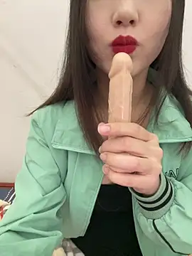 Snapshot of Dieknr chatting on November 20, 1:28 am Dieknr online show from November 20, 1:28 am