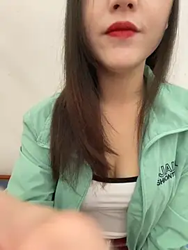 Snapshot of Dieknr chatting on November 22, 1:37 am Dieknr online show from November 22, 1:37 am