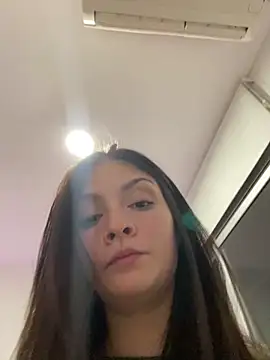 Danielaeliana online show from May 3, 2:06 am