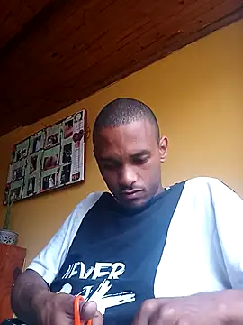 Snapshot of Big10387 chatting on October 23, 2:27 pm Big10387 online show from October 23, 2:27 pm