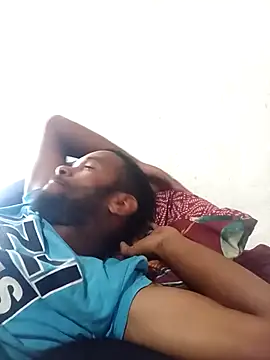 Snapshot of Big10387 chatting on December 15, 1:15 pm Big10387 online show from December 15, 1:15 pm