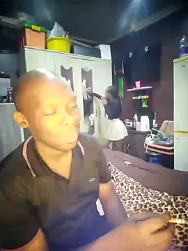 TinnyVsGiant online show from December 17, 12:16 am