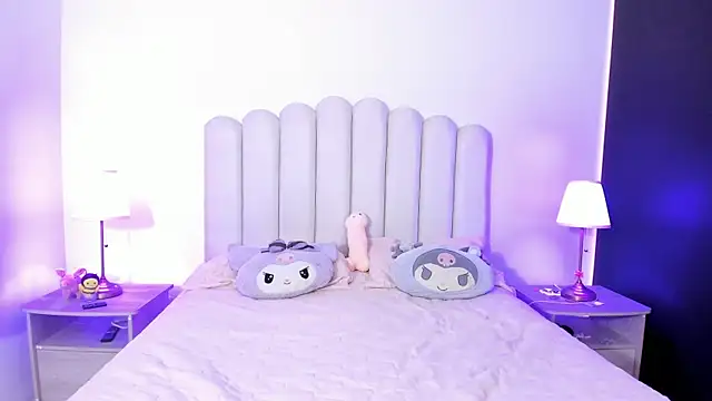 SofieBunnie online show from November 7, 10:10 pm