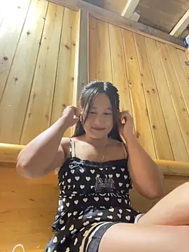 phungtiti online show from October 2, 1:18 pm