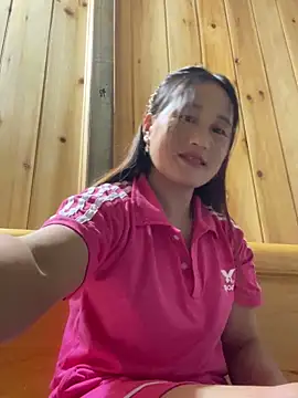 phungtiti online show from October 18, 11:00 am