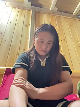 phungtiti online show from February 28, 11:50 pm