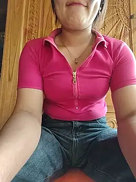 phungtiti online show from July 13, 1:19 am