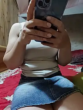 phungtiti online show from July 24, 2:15 pm