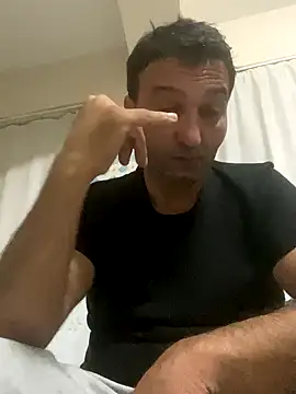 Snapshot of abs1088 chatting on October 2, 7:43 pm abs1088 online show from October 2, 7:43 pm