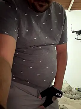 Snapshot of Diabloproducciones chatting on November 16, 5:18 pm Diabloproducciones online show from November 16, 5:18 pm