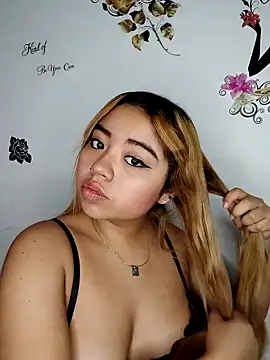 Emily  Hott online show from February 26, 12:04 pm