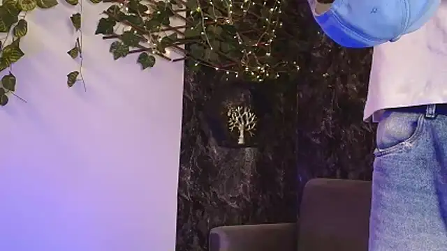 Snapshot of nicolai_drake chatting on November 19, 3:28 am nicolai drake online show from November 19, 3:28 am