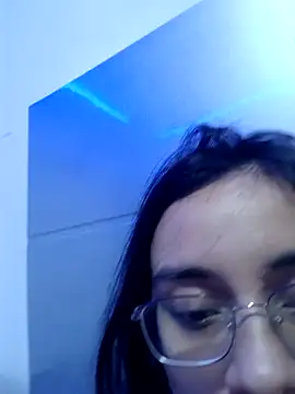 Snapshot of demonicangelic chatting on January 11, 12:59 am demonicangelic online show from January 11, 12:59 am