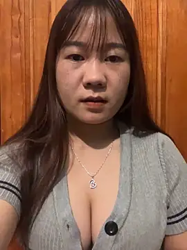 qinejr37 online show from October 23, 11:14 pm