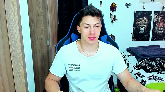 javiersexymann online show from February 17, 5:32 pm