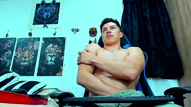 javiersexymann online show from March 17, 5:56 am