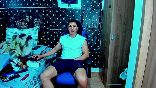 javiersexymann online show from December 5, 8:49 pm