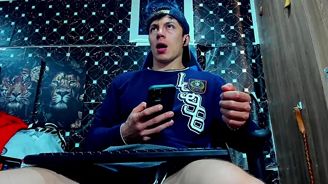 javiersexymann online show from January 13, 9:20 pm