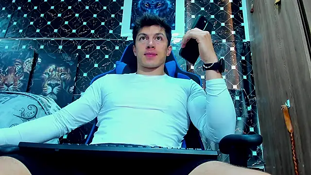 javiersexymann online show from January 15, 7:28 pm