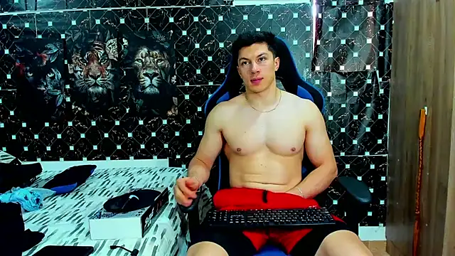 Snapshot of javiersexymann chatting on May 8, 8:47 pm javiersexymann online show from May 8, 8:47 pm