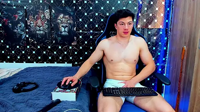 Snapshot of javiersexymann chatting on May 26, 9:11 pm javiersexymann online show from May 26, 9:11 pm