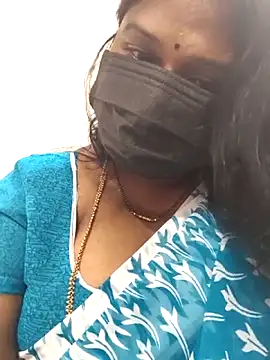 Snapshot of chaitara-reddy chatting on June 19, 6:40 am chaitara-reddy online show from June 19, 6:40 am