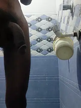 Snapshot of sanddyk99 chatting on March 22, 7:17 pm sanddyk99 online show from March 22, 7:17 pm