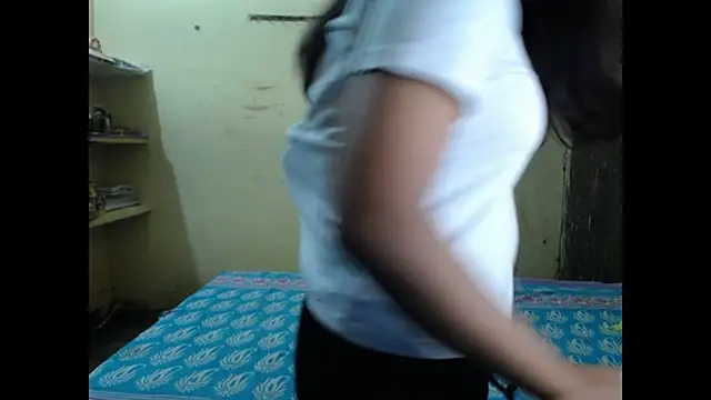 Snapshot of Vanya_7 chatting on October 26, 5:08 pm Vanya 7 online show from October 26, 5:08 pm