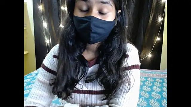 Snapshot of Vanya_7 chatting on November 4, 8:30 pm Vanya 7 online show from November 4, 8:30 pm