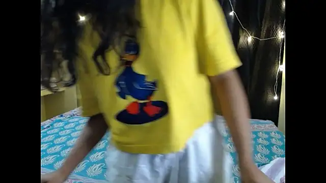 Snapshot of Vanya_7 chatting on November 7, 8:58 am Vanya 7 online show from November 7, 8:58 am