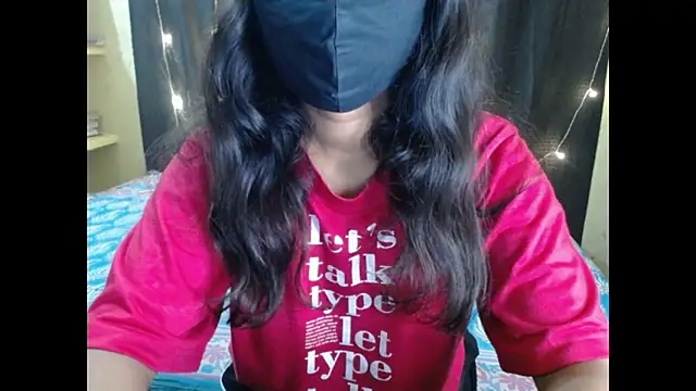 Snapshot of Vanya_7 chatting on November 12, 5:52 am Vanya 7 online show from November 12, 5:52 am