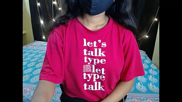 Snapshot of Vanya_7 chatting on November 12, 5:57 pm Vanya 7 online show from November 12, 5:57 pm