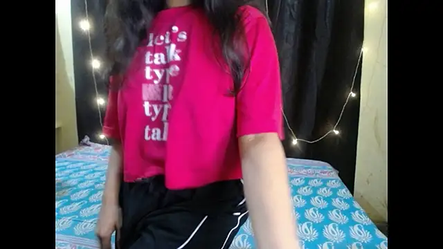 Snapshot of Vanya_7 chatting on November 22, 7:46 pm Vanya 7 online show from November 22, 7:46 pm