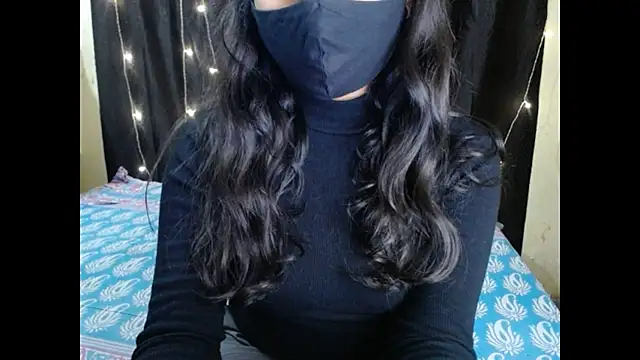 Snapshot of Vanya_7 chatting on November 25, 8:20 pm Vanya 7 online show from November 25, 8:20 pm