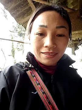 lucybaby00 online show from February 12, 4:51 am