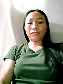 lucybaby00 online show from April 28, 8:14 pm