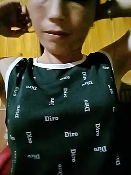 Snapshot of lucybaby00 chatting on July 1, 10:50 am lucybaby00 online show from July 1, 10:50 am