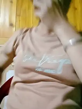 Snapshot of lucybaby00 chatting on July 14, 11:38 am lucybaby00 online show from July 14, 11:38 am