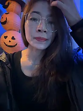 Snapshot of muxin_love chatting on December 1, 11:04 am muxin love online show from December 1, 11:04 am