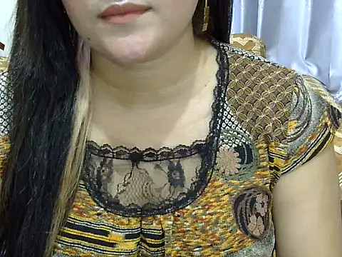Snapshot of Ridiha_Pari chatting on September 12, 4:18 pm Ridiha Pari online show from September 12, 4:18 pm