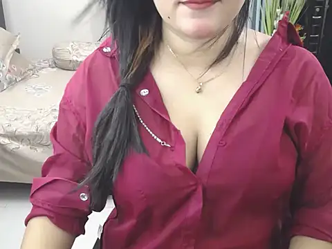 Snapshot of Ridiha_Pari chatting on May 31, 10:55 pm Ridiha Pari online show from May 31, 10:55 pm