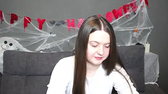 MavkaCute online show from October 16, 6:31 pm