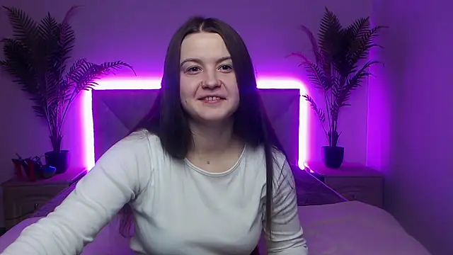 MavkaCute online show from December 3, 7:12 pm