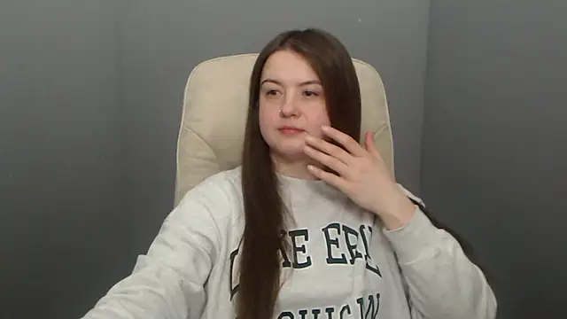 MavkaCute online show from February 21, 7:04 pm