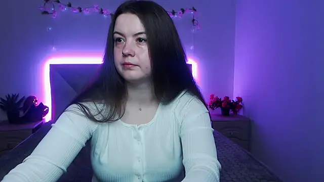 Snapshot of MavkaCute chatting on May 13, 6:05 pm MavkaCute online show from May 13, 6:05 pm